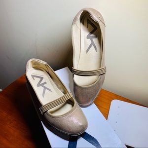 Anne Klein Sport Shiny Gold/Bronze Color Flats